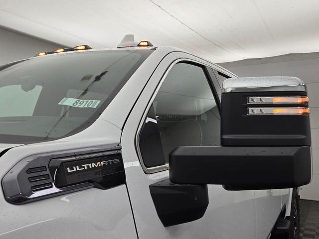 Photo of 2026 Summit White GMC Sierra 2500