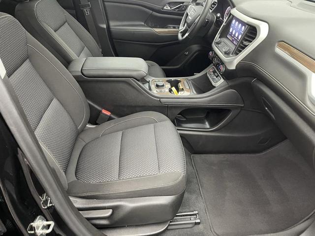 Photo of 2023 Ebony Twilight Metallic GMC Acadia
