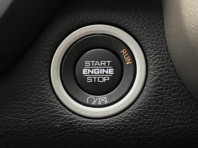 Photo of 2022 Bright White Clearcoat RAM 2500