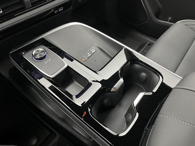 Photo of 2025 Ebony Twilight Metallic Buick Enclave