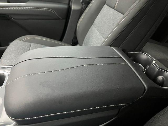 Photo of 2025 Ebony Twilight Metallic GMC Acadia