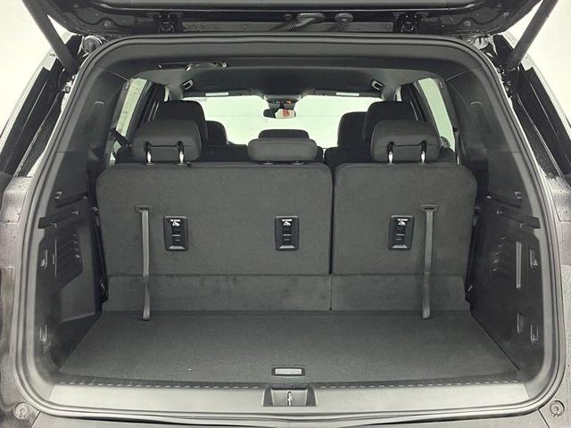 Photo of 2025 Ebony Twilight Metallic GMC Acadia