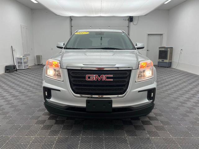 Photo of 2017 Quicksilver Metallic GMC Terrain