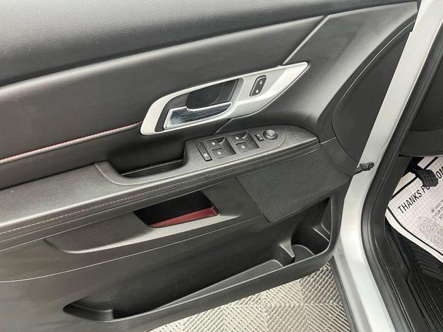 Photo of 2017 Quicksilver Metallic GMC Terrain