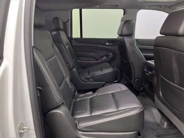 Photo of 2016 White Frost Tricoat GMC Yukon XL