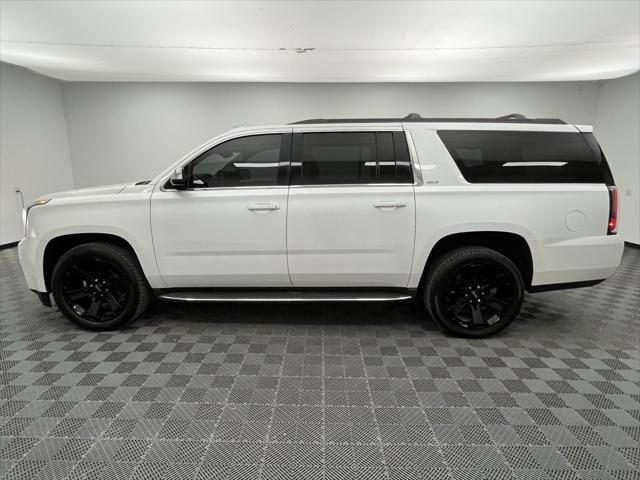 Photo of 2016 White Frost Tricoat GMC Yukon XL