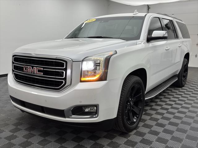Photo of 2016 White Frost Tricoat GMC Yukon XL