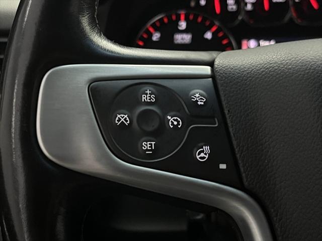 Photo of 2016 White Frost Tricoat GMC Yukon XL