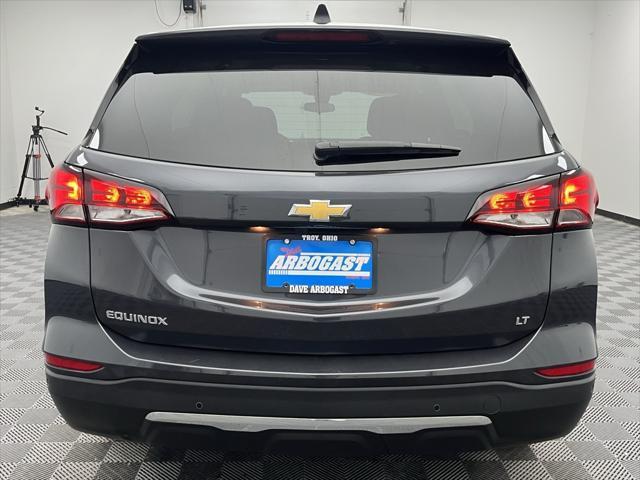 Photo of 2023 Iron Gray Metallic Chevrolet Equinox