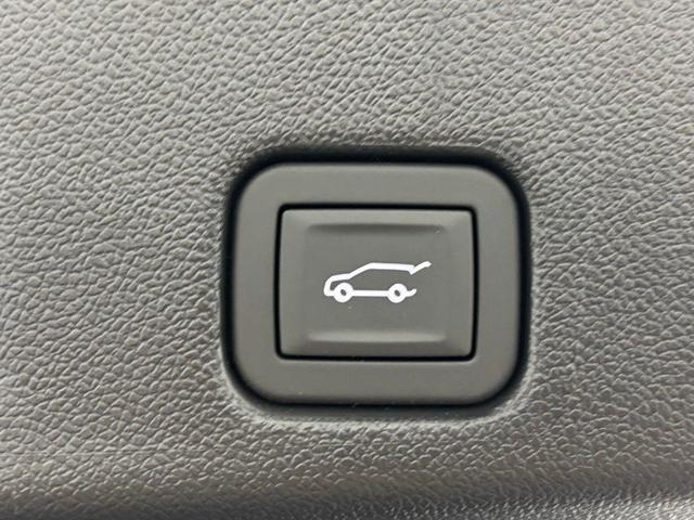 Photo of 2026 moonstone gray metallic Buick Enclave