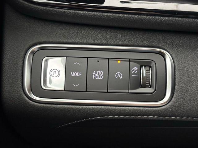 Photo of 2026 moonstone gray metallic Buick Enclave