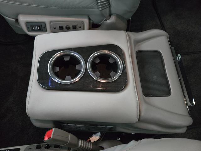 Photo of 2024 Onyx Black GMC Savana 2500