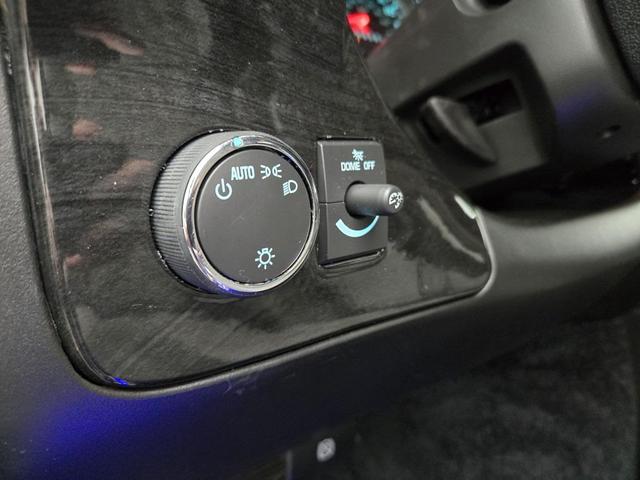 Photo of 2024 Onyx Black GMC Savana 2500