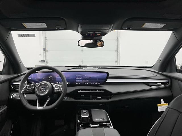 Photo of 2025 Summit White Buick Enclave