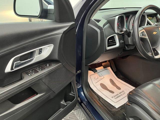 Photo of 2016 Blue Velvet Metallic Chevrolet Equinox