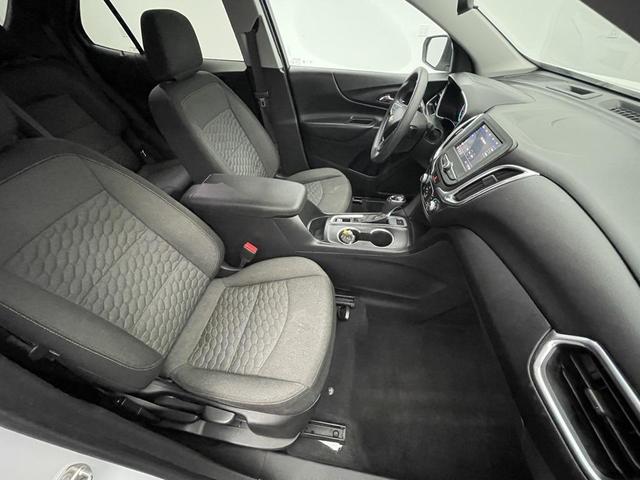 Photo of 2020 Summit White Chevrolet Equinox