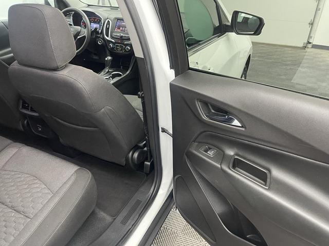 Photo of 2020 Summit White Chevrolet Equinox
