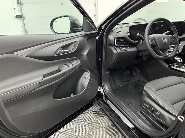 Photo of 2025 Ebony Twilight Metallic Buick Envista