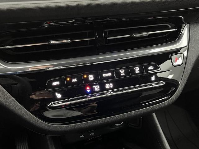 Photo of 2025 Ebony Twilight Metallic Buick Envista