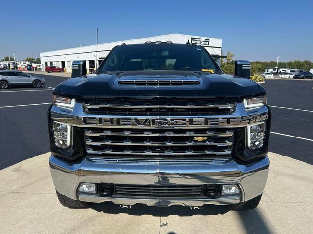 Photo of 2022 Black Chevrolet Silverado 2500