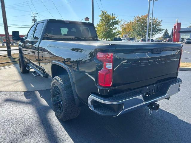 Photo of 2022 Black Chevrolet Silverado 2500