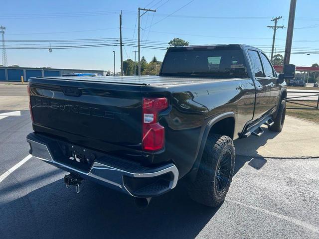 Photo of 2022 Black Chevrolet Silverado 2500