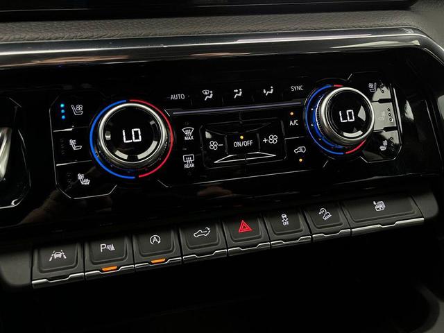 Photo of 2024 Onyx Black GMC Sierra 1500