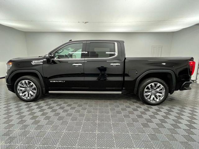 Photo of 2024 Onyx Black GMC Sierra 1500