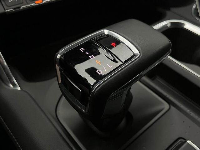 Photo of 2024 Onyx Black GMC Sierra 1500