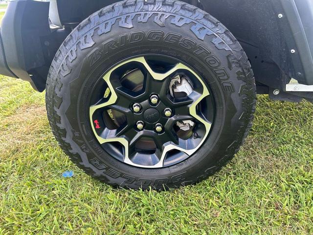 Photo of 2021 Bright White Clearcoat Jeep Wrangler Unlimited