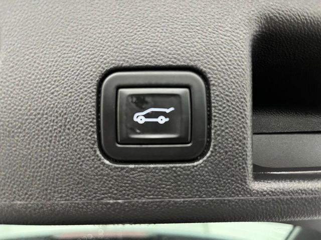Photo of 2023 Iron Gray Metallic Chevrolet Equinox