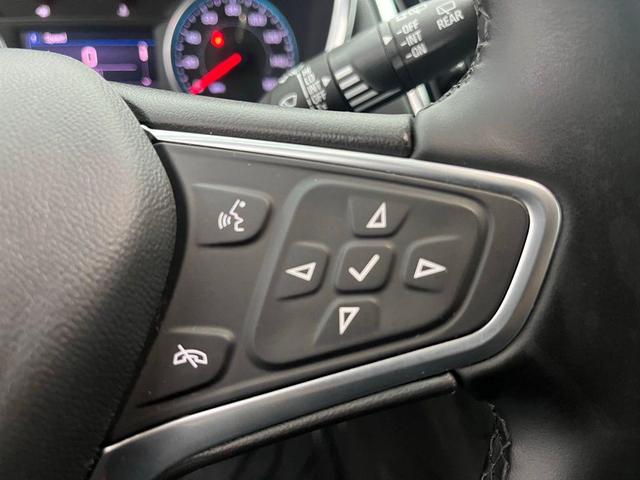 Photo of 2023 Iron Gray Metallic Chevrolet Equinox
