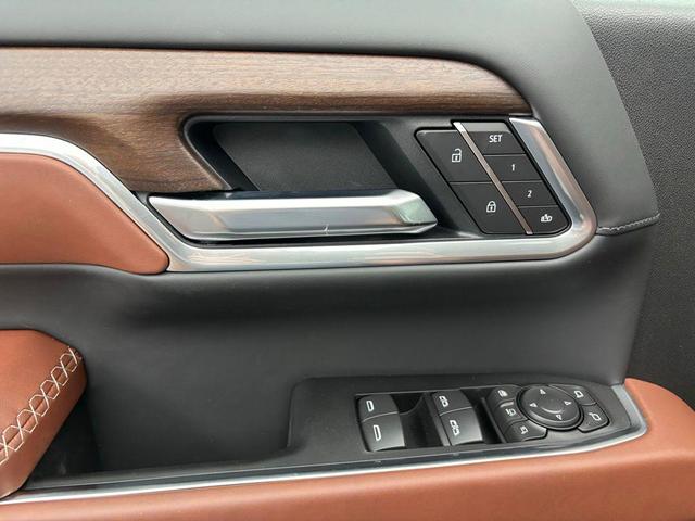 Photo of 2026 Onyx Black GMC Sierra 2500