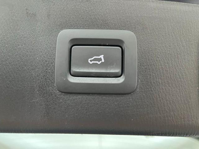 Photo of 2023 Deep Crystal Blue Mica Mazda CX-5