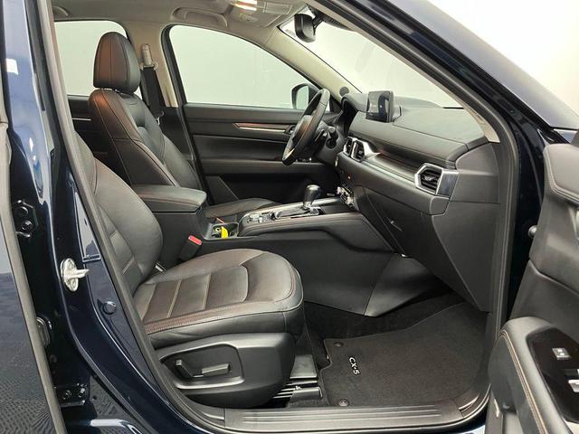 Photo of 2023 Deep Crystal Blue Mica Mazda CX-5
