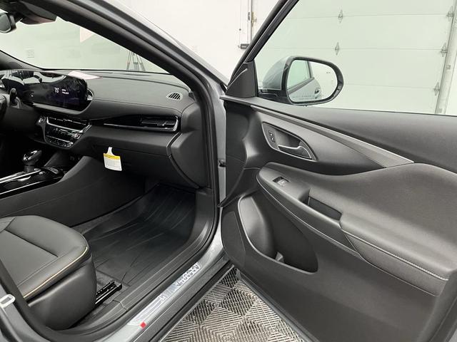 Photo of 2025 Moonstone Gray Metallic Buick Envista