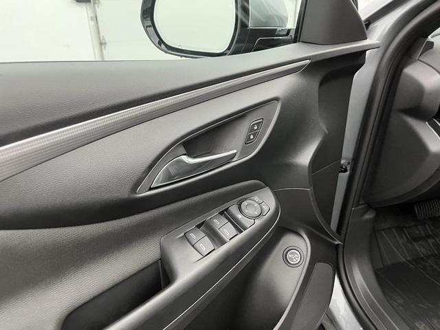 Photo of 2025 Moonstone Gray Metallic Buick Envista