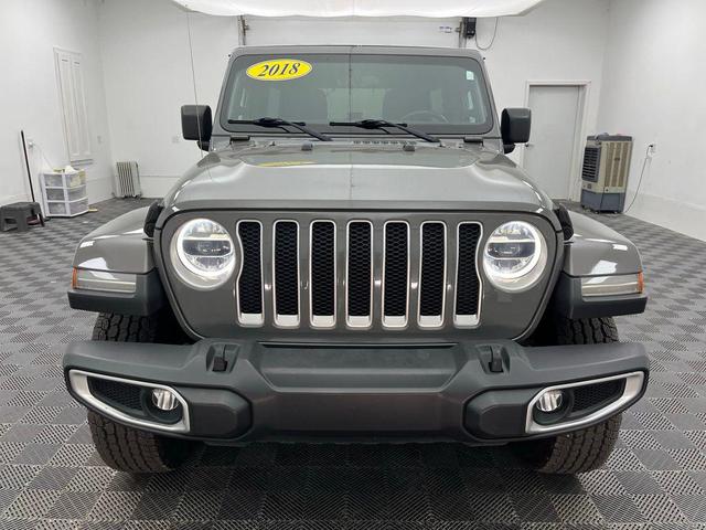 Photo of 2018 Granite Crystal Metallic Clearcoat Jeep Wrangler Unlimited