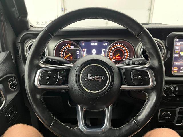 Photo of 2018 Granite Crystal Metallic Clearcoat Jeep Wrangler Unlimited
