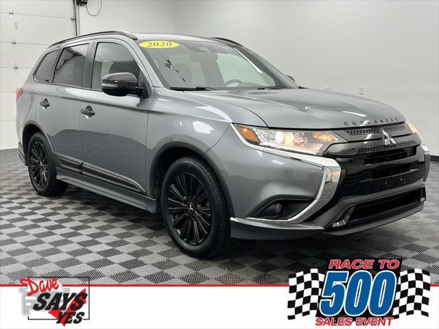 Photo of 2020 Mercury Gray Metallic Mitsubishi Outlander