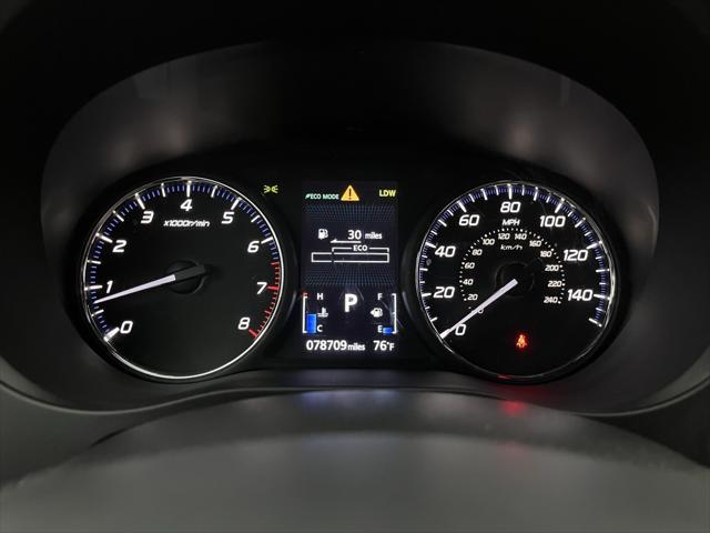 Photo of 2020 Mercury Gray Metallic Mitsubishi Outlander