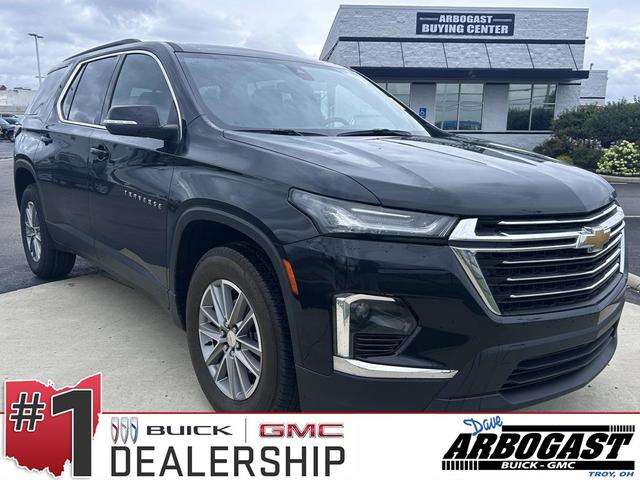 Photo of 2023 Mosaic Black Metallic Chevrolet Traverse