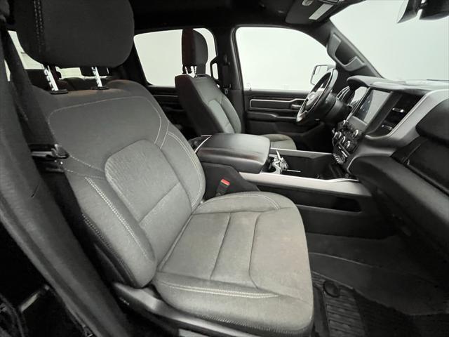 Photo of 2022 Diamond Black Crystal Pearlcoat RAM 1500