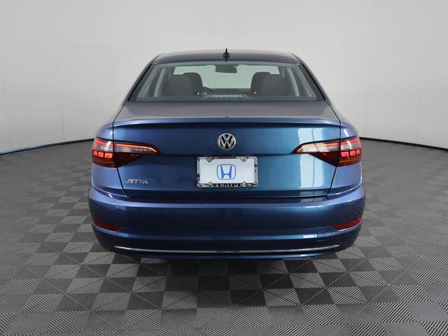 Photo of 2019 Silk Volkswagen Jetta