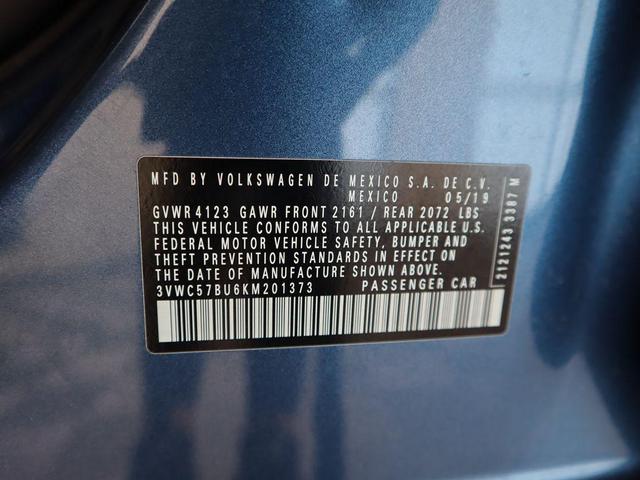 Photo of 2019 Silk Volkswagen Jetta