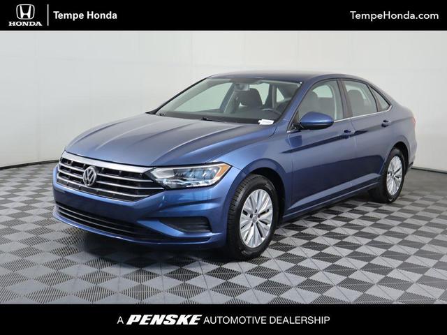 Photo of 2019 Silk Volkswagen Jetta