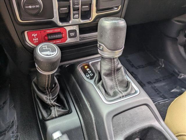 Photo of 2018 Granite Crystal Metallic Clearcoat Jeep Wrangler Unlimited