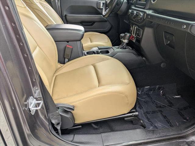 Photo of 2018 Granite Crystal Metallic Clearcoat Jeep Wrangler Unlimited