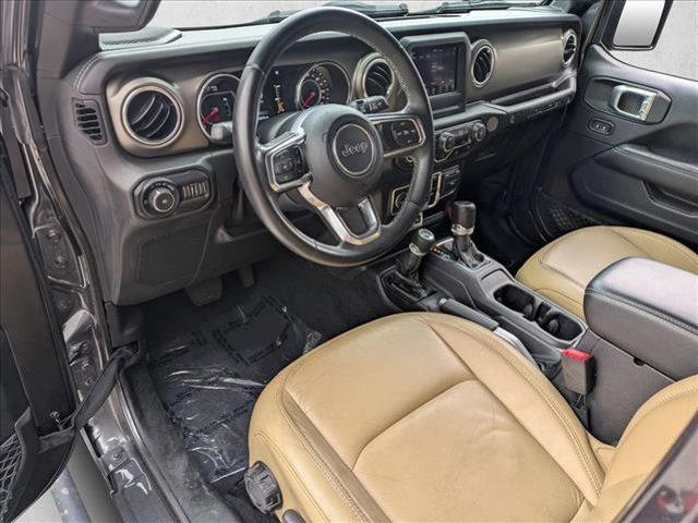 Photo of 2018 Granite Crystal Metallic Clearcoat Jeep Wrangler Unlimited
