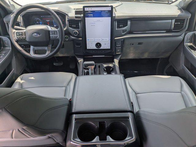 Photo of 2025 Oxford White Ford F-150 Lightning